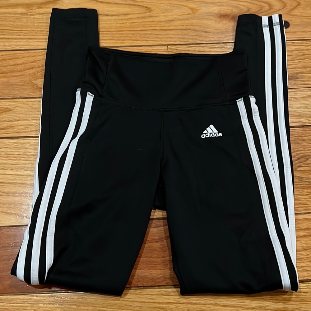 Black Climalite Adidas leggings.